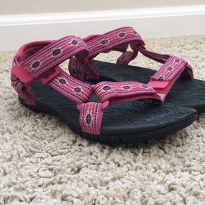 Teva sandal